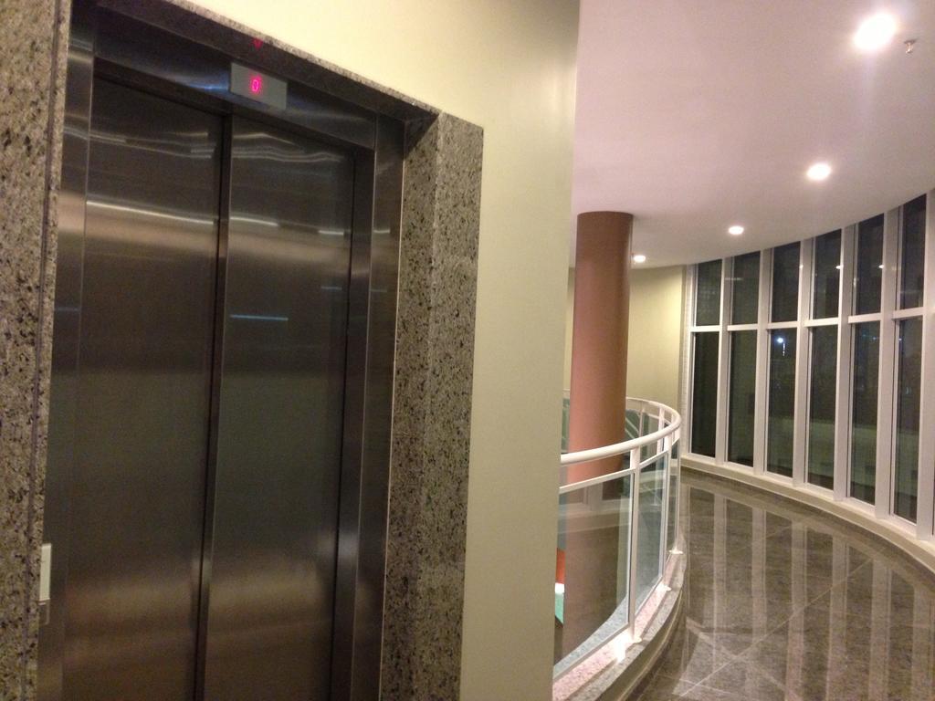 Vip Beira Mar Residence ฟอร์ตาเลซา ภายนอก รูปภาพ